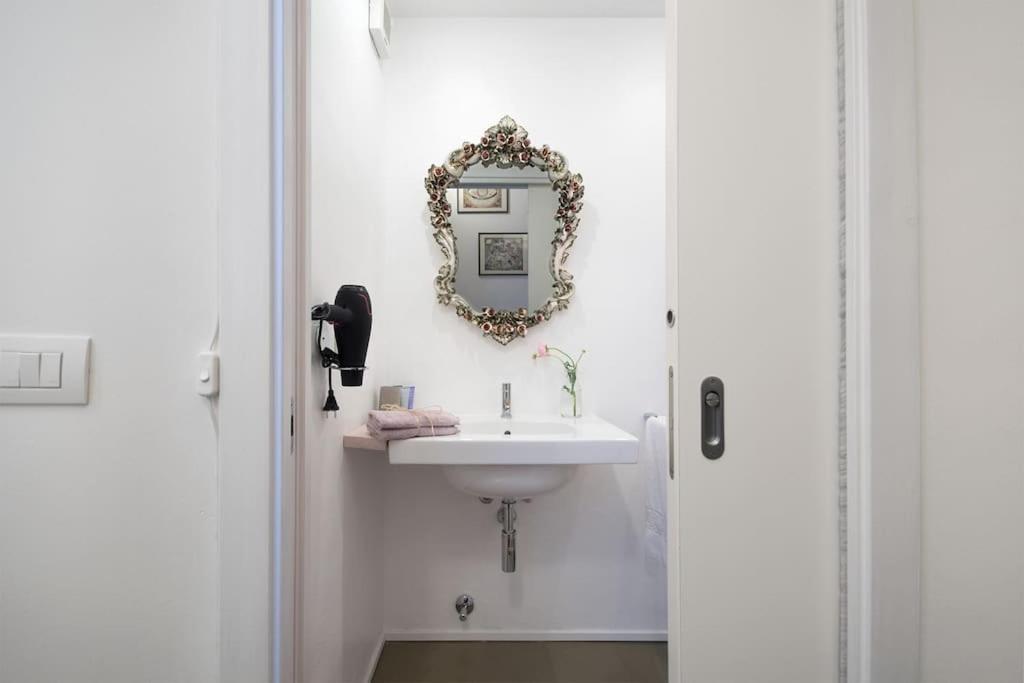 Romantic Loft Porta Venezia Milaan Buitenkant foto